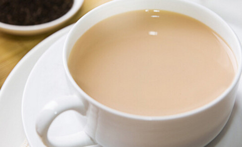 五叶茶奶茶加盟费是多少？只要9.65万元就能做老板！