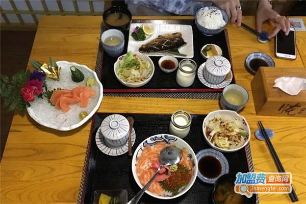 胧月日本料理加盟费