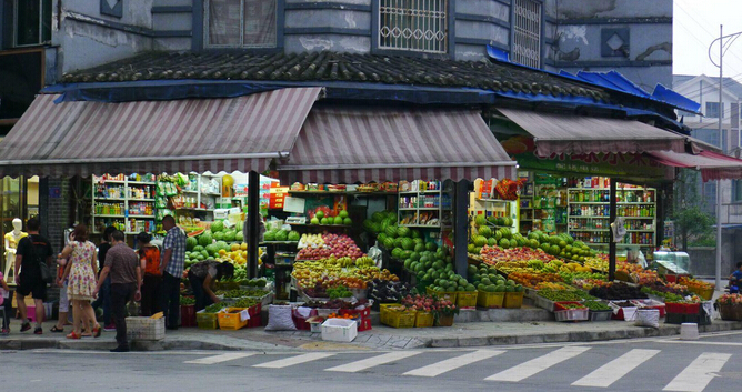 开个水果店得多少钱?