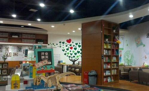 海豚儿童书店加盟