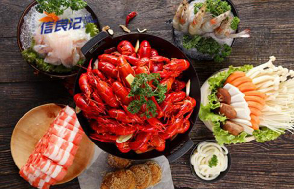 信良记小龙虾加盟门店