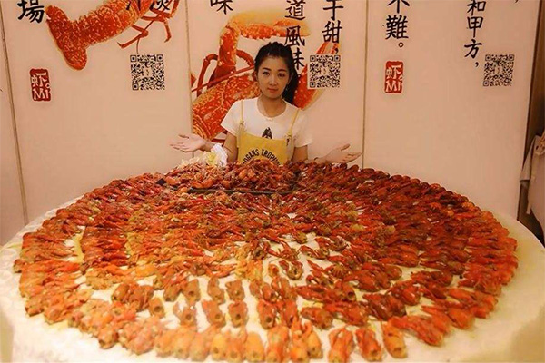 扒虾小妹儿加盟门店