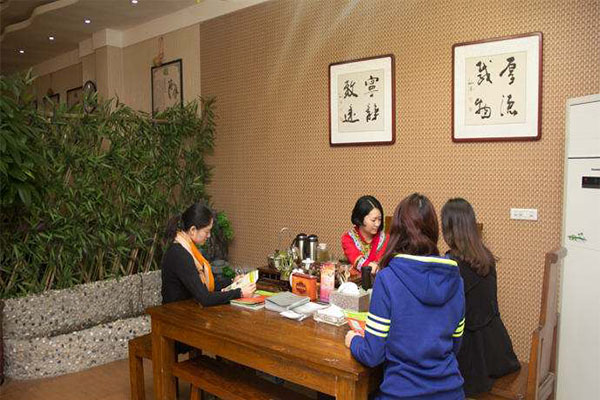 巴马瑶寨头疗加盟费