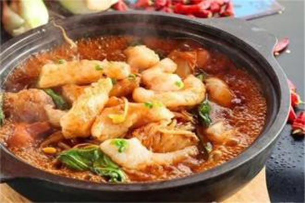 鱻魚石锅啵啵鱼加盟门店