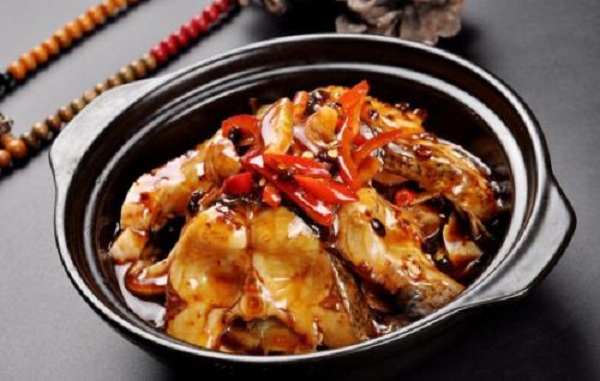 巧仙婆砂锅焖鱼饭加盟店