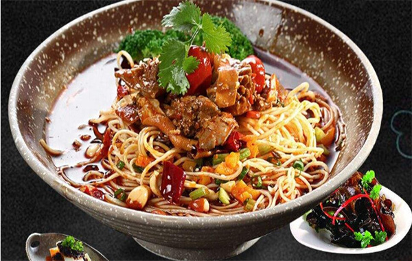 食旨美味重庆小面加盟门店