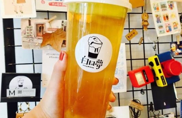 白日梦奶茶加盟门店