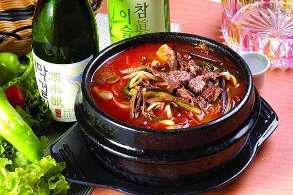 弘益宫廷传统辣牛肉汤加盟费