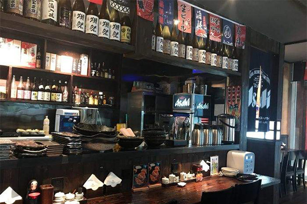 披头士串烧日本料理