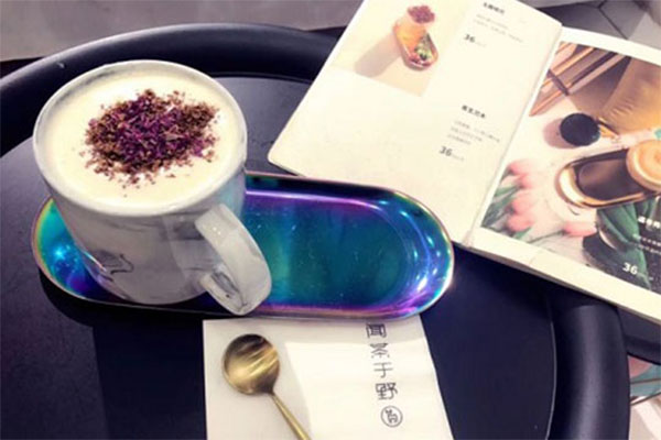 闻茶于野奶茶加盟门店