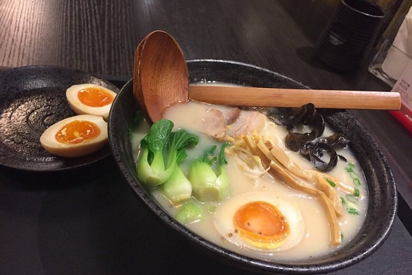 晴海和风豚骨拉面加盟店