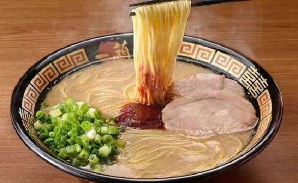 之瑜拉面加盟店