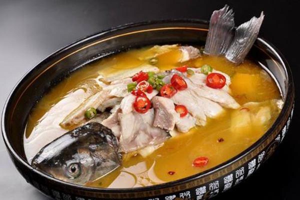 鱼所依酸菜鱼