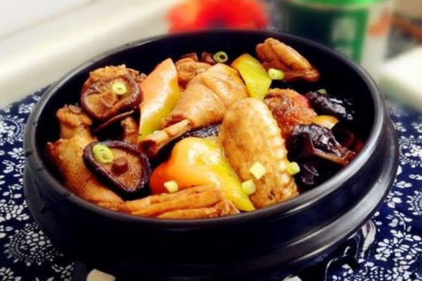 胖小萌鲜鸡小地锅加盟门店