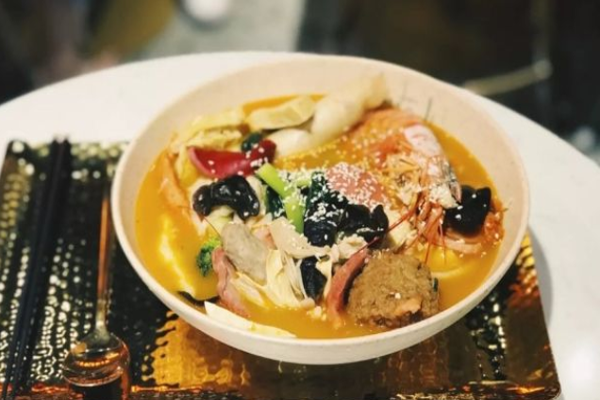 椒范儿鸡汤麻辣烫加盟门店