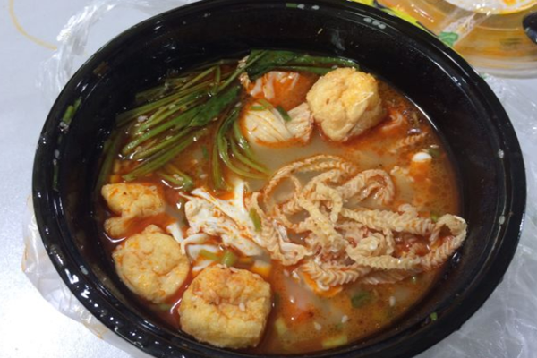 一只猴子麻辣烫加盟门店