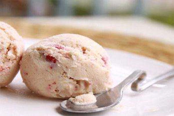 大红小甜冰淇淋加盟费