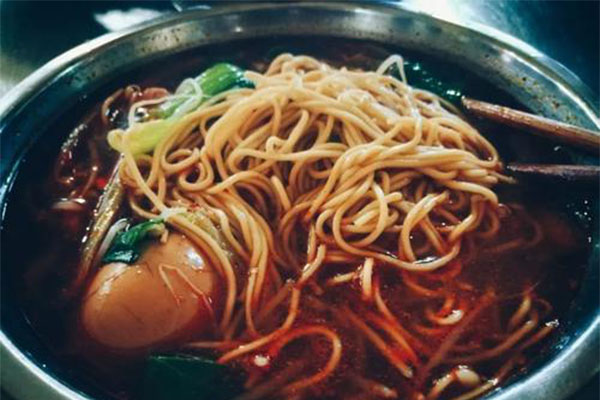 老两口重庆小面加盟门店