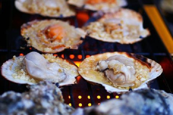 佰烤海鲜烤肉加盟店