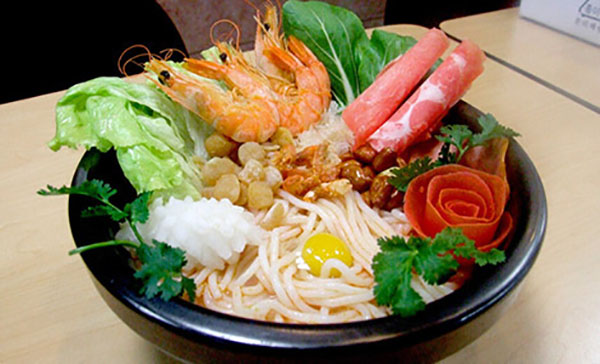 赵守信过桥米线加盟店
