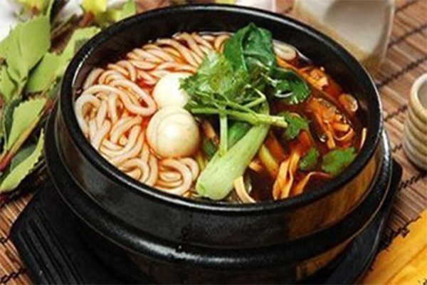 云鼎过桥米线加盟门店