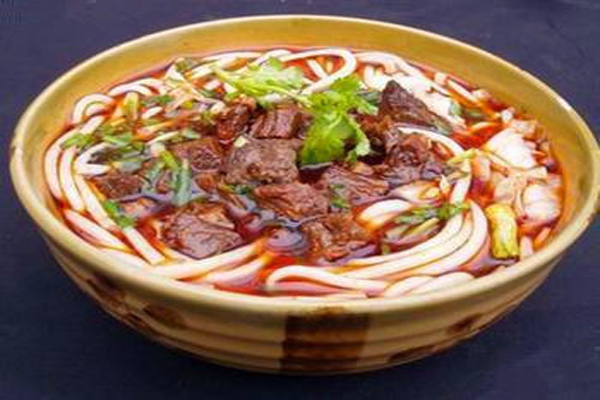 姐弟黑皮牛肉粉加盟费