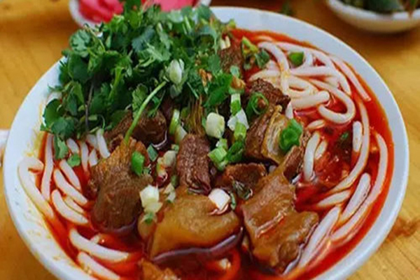 姐弟黑皮牛肉粉加盟费