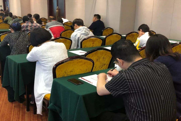 决胜教育加盟费
