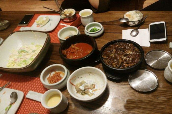 爱江山韩国料理加盟