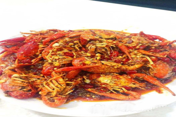 一万鑫麻辣小龙虾加盟费