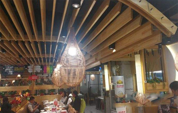 渔风塘斑鱼火锅加盟费