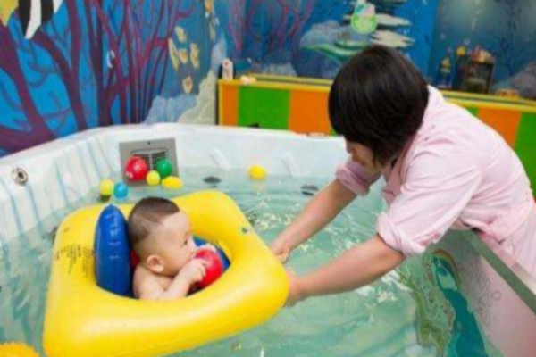 香港KAYI婴儿游泳馆加盟店