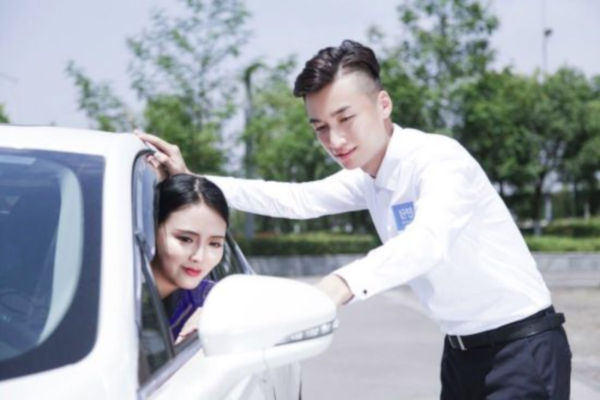 众悦学车