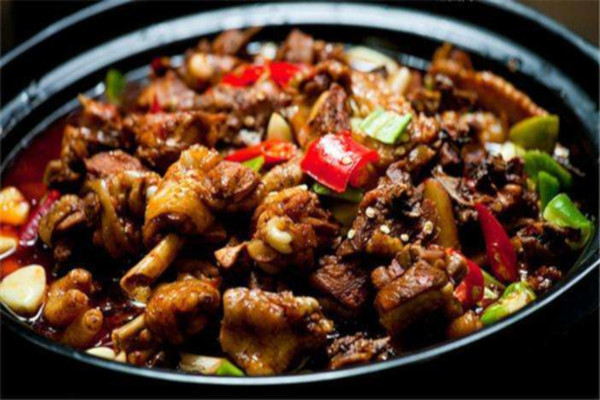 小辣椒湘菜馆加盟费