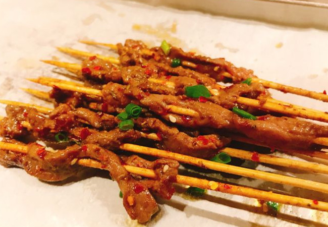 苗小串烧烤加盟门店