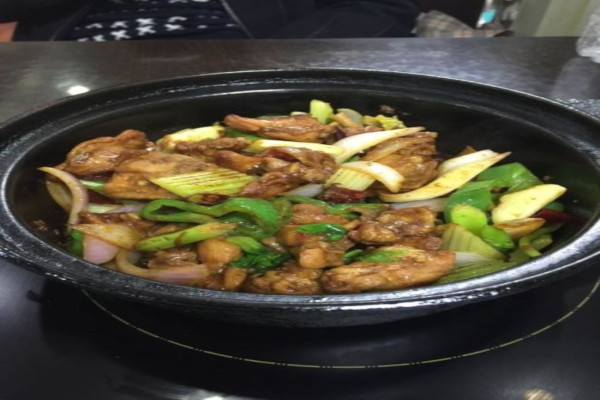 周瑞鸡公煲