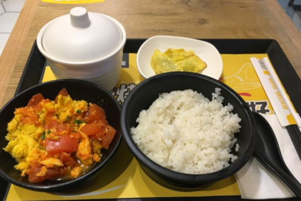 老娘舅去骨烧鱼饭加盟费