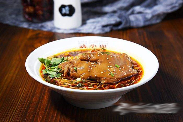 骉小面加盟费
