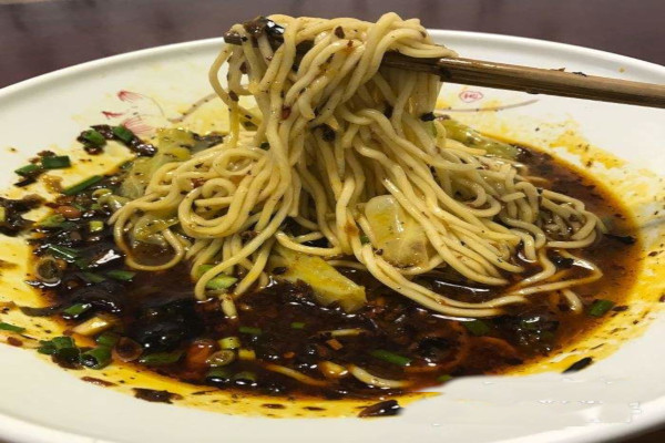 歪小面加盟费