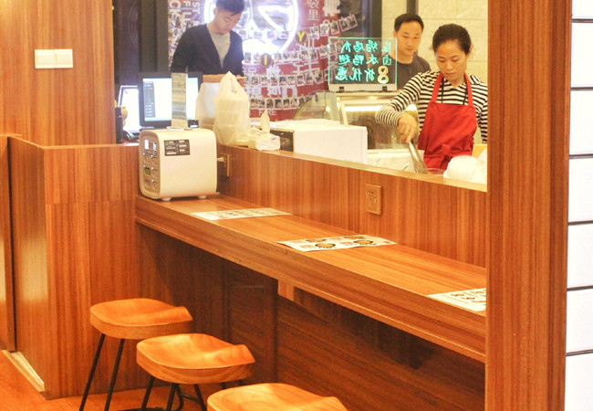 黄仁生八珍鸡爪加盟门店