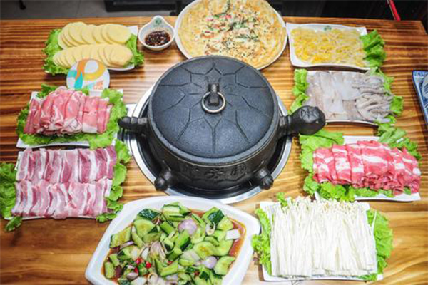 龟锅烤肉加盟费