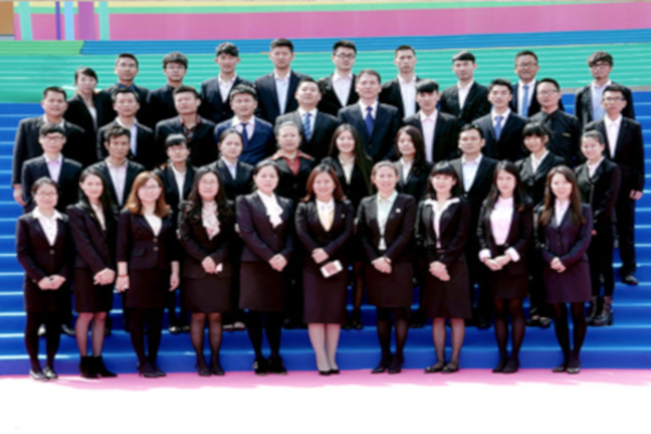 冠桥移民加盟