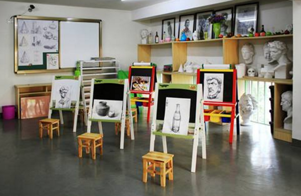 毕加索儿童绘画班加盟