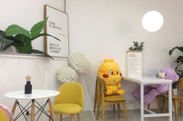 东方姑娘甜品加盟店