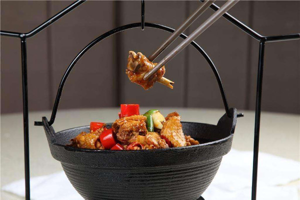 吊锅鸡加盟费