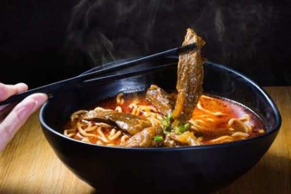 川味老张牛肉面加盟费