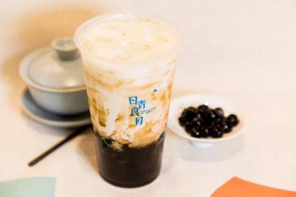 日青良月奶茶加盟