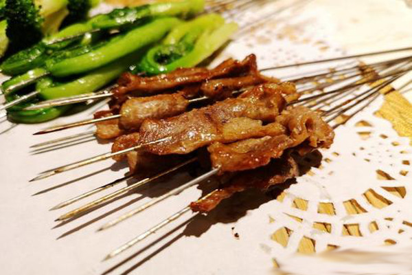 小粉房碳烤鲽鱼头加盟费