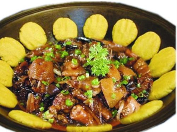 四海铁锅炖加盟店