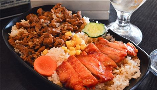 爱上烤肉饭加盟店